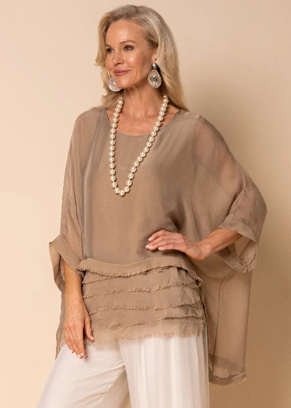 Amulet Silk Top in Desert