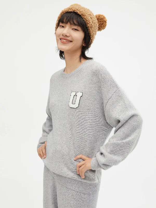 College Style Knit Pullover