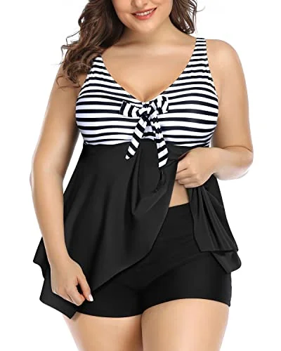 Plus Size V Neck Tankini Swimsuits For Women With Boy Shorts-Black And White Stripe